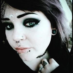 Meet your Posher, Maddi